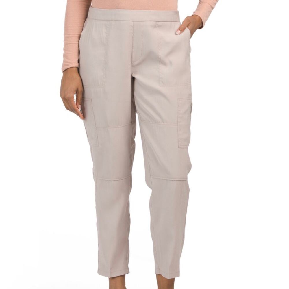 Chico’s Pull On Relaxed Fit Cargo Ankle Pants NWT Size 12R (Chicos 2R)